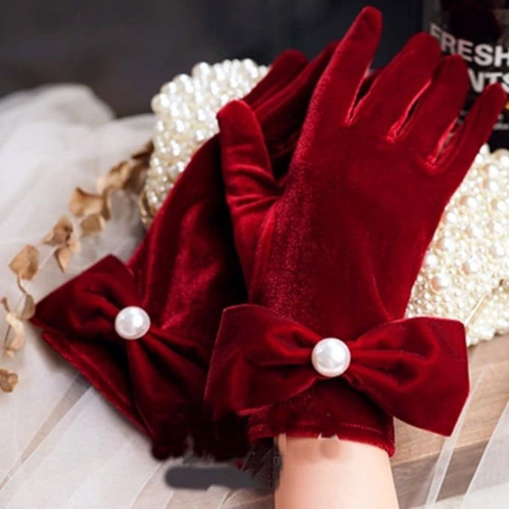 Vintage Wedding Bridal Gloves  - đánh giá và giá Vintage Fashion Photographers