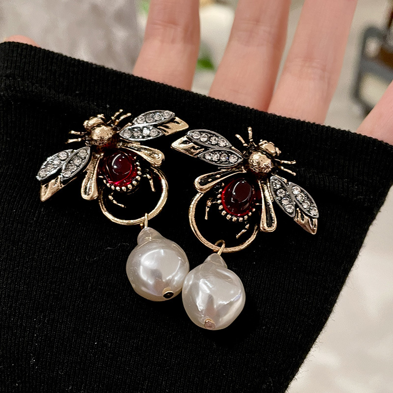 Vintage Bug Insect Dangle Earr - đánh giá và giá Vintage Fashion Bug