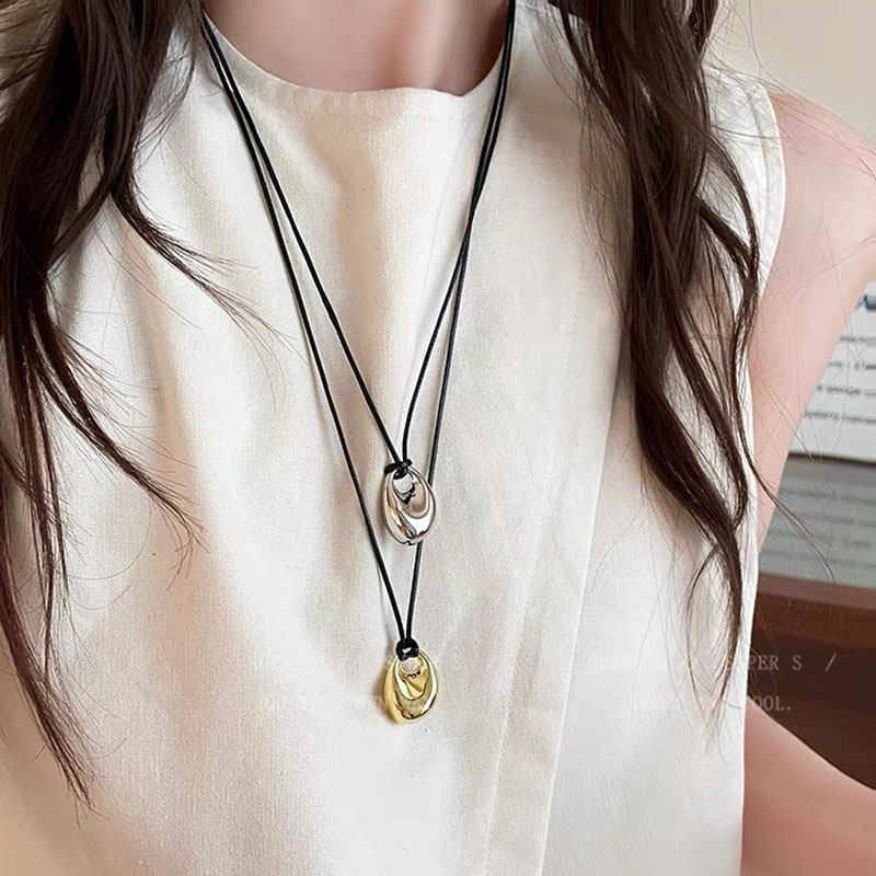 Korean Black Skin Rope Silver  - đánh giá và giá Vintage Fashion Trends 2026
