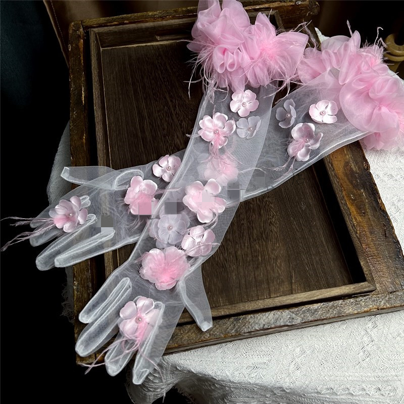 Women's Elegant Flower Feather - đánh giá và giá Vintage Fashion Photographers